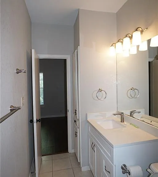 203 E 31st St #103 — Photo 21