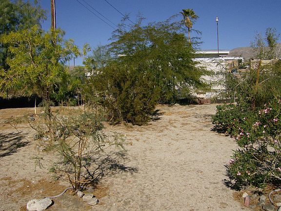4th image of 66278 7th St