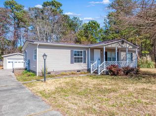 224 Captains Dr, Little River, SC 29566