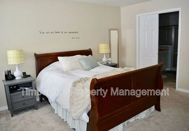 2335 Amberwood Ln — Photo 12