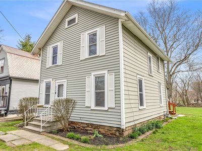 804 East Ave, Elyria, OH, 44035