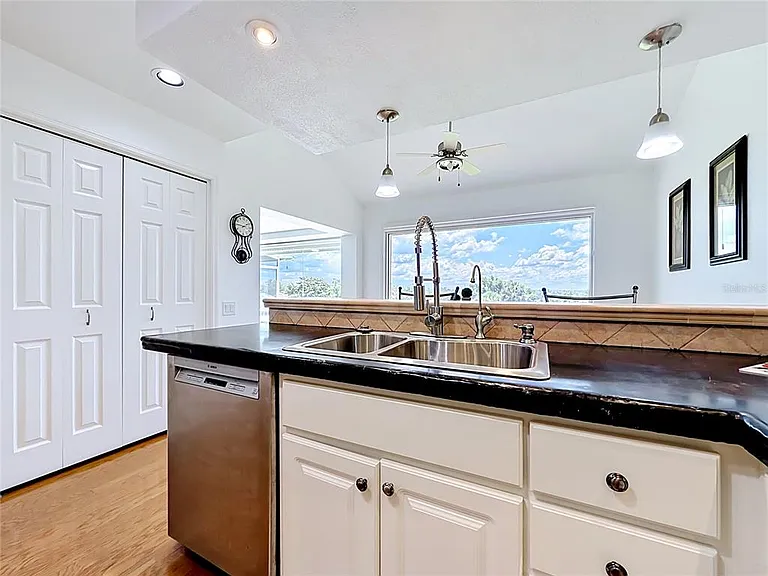6042 Topsail Rd #6042 — Photo 21