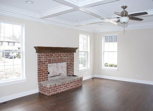 5th image of 521 E Park Manor Ct