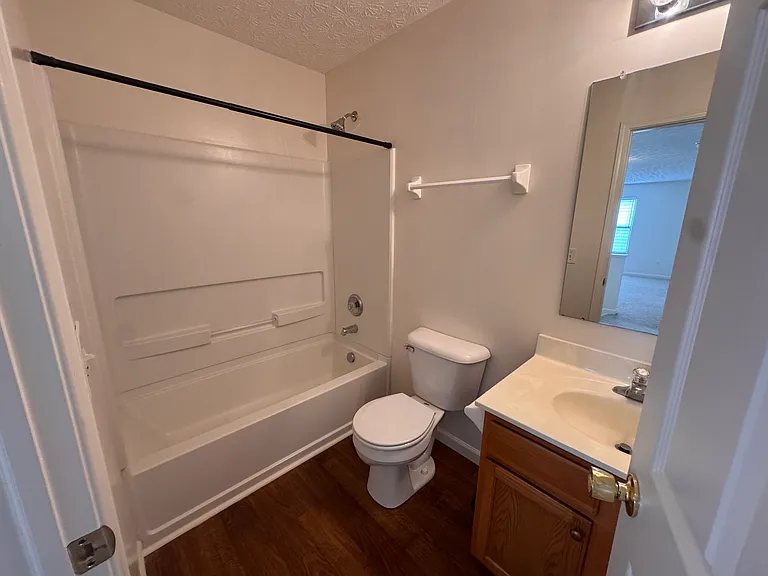8175 Grant Park Ave — Photo 36