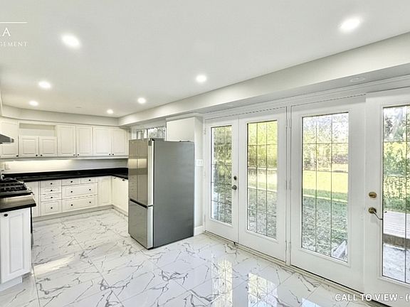 4th image of 71 Willowridge Rd #1