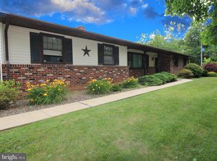 2 Woods Dr, New Providence, PA 17560