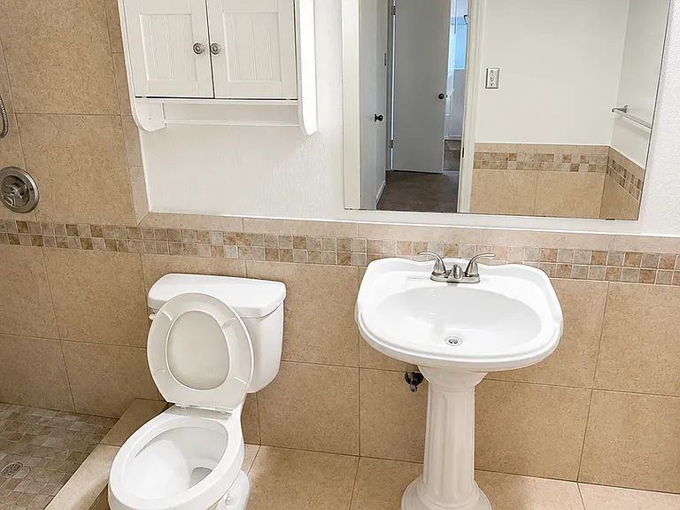 1702 Topaz Rd — Photo 13
