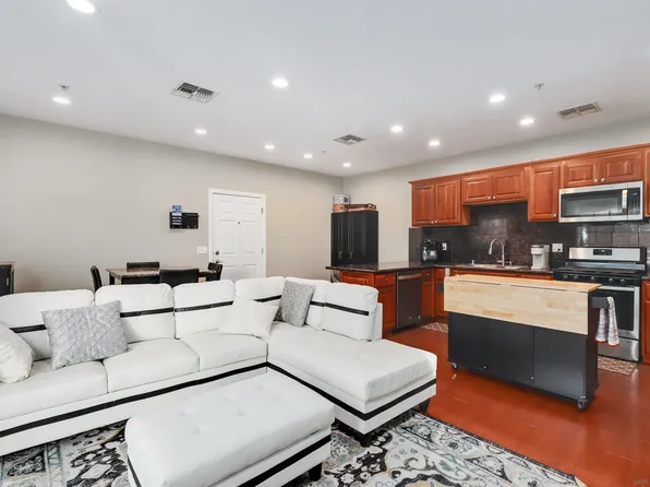 7056 Fulton St Unit 16, San Diego, CA 92111