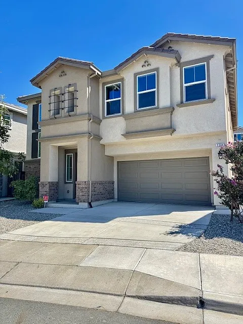 2764 Rio Seco Dr