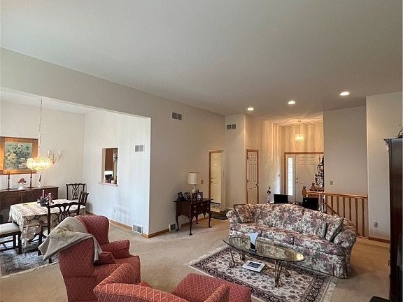 2nd image of 1515 Taft Ave
