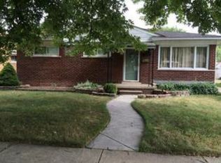 3335 Maple Dr, Melvindale, MI 48122