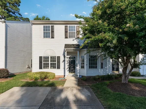 210 Misty Groves Cir, Morrisville, NC 27560