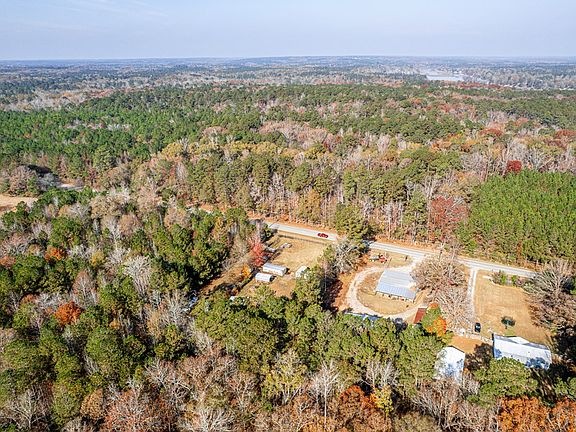 2nd image of 701A Twin Bridges Rd