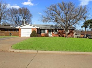 504 N 1st St, Weatherford, OK 73096
