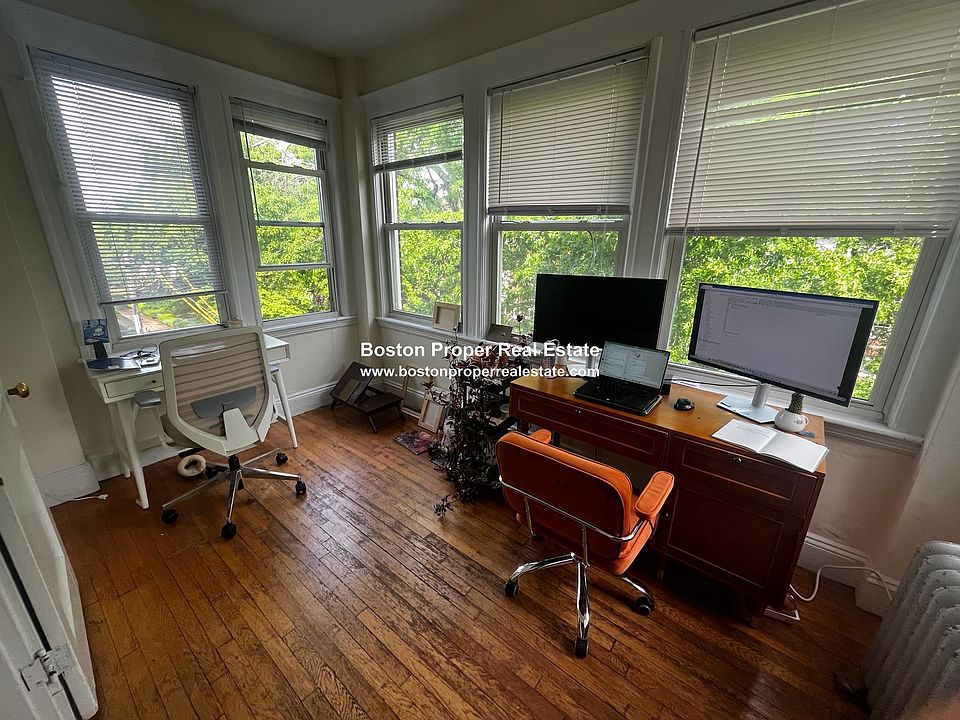 1st image of 19 Melvin Ave APT 6
