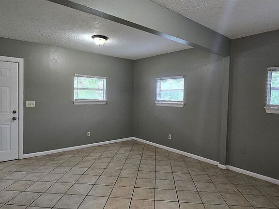 5th image of 8405 N 15th St