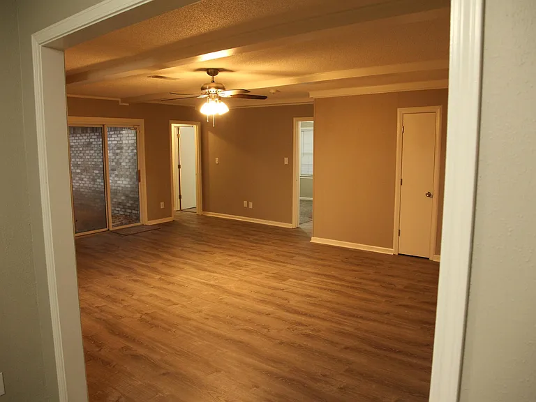 1231 Heritage Dr — Photo 12