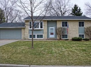 2038 Bluestone Ln, Eagan, MN 55122