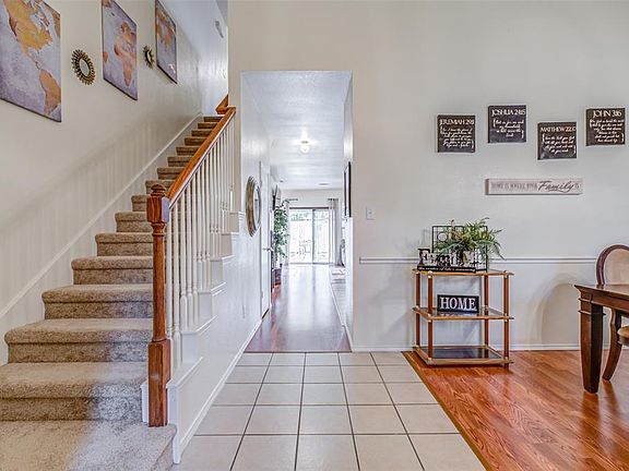 5th image of 2864 Park Place Dr