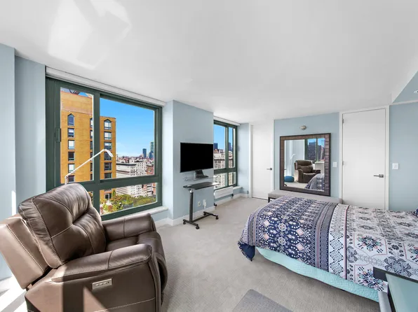 1 Irving Place image 12 of 21