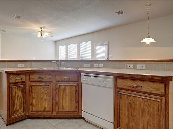 2nd image of 201 Mineral Springs Dr
