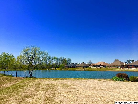5th image of 411 Summer Cove Cir NW