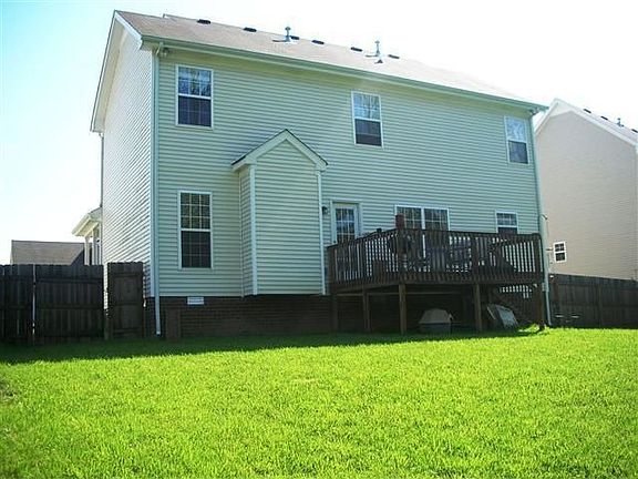 4th image of 1022 Watauga Ct
