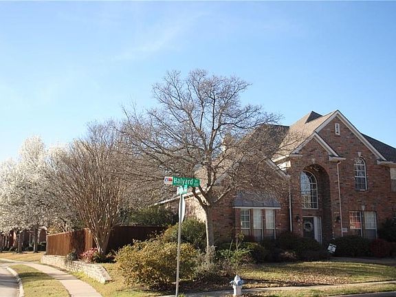 2nd image of 501 Halyard Dr