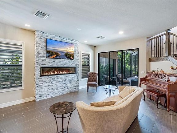 5th image of 4086 Aspen Chase Dr
