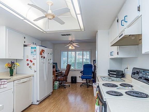 4th image of 2612 Locksley St #2612