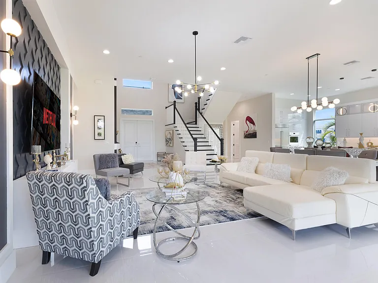 9124 Coral Isles Cir — Photo 13