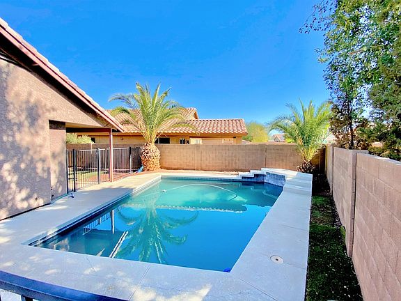 2nd image of 10835 W Louise Dr