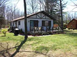 2124 Lake James Dr, Prudenville, MI 48651