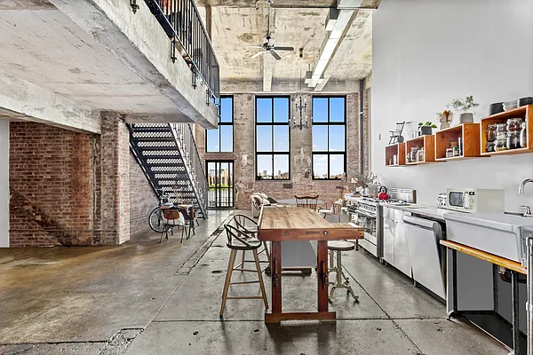 Industrial Artist Loft in East Williamsburg Brooklyn, Brooklyn, NY