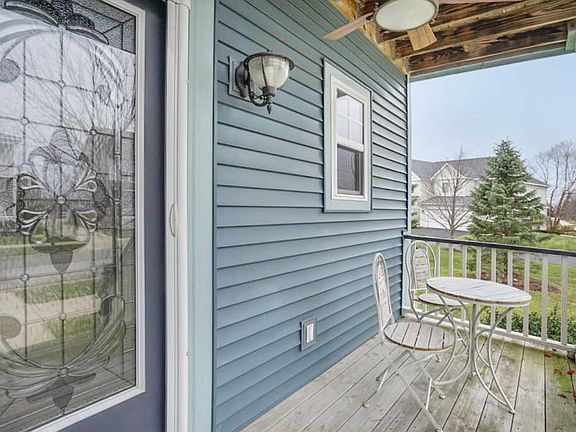 5th image of 568 Brookstone St