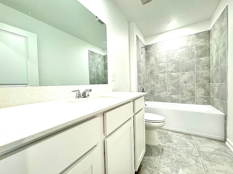 553 Reggie Rd — Photo 39