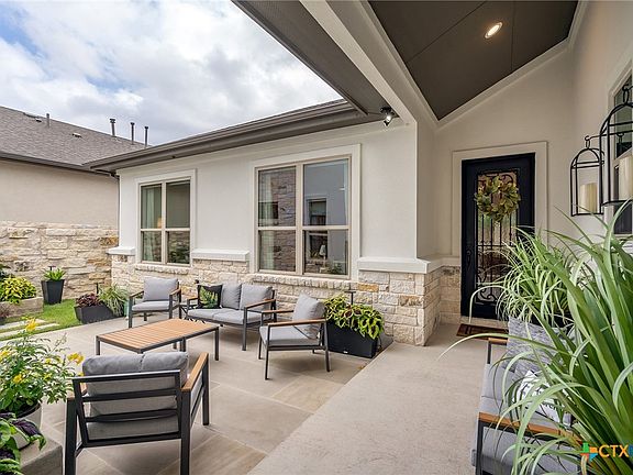 4th image of 421 Skyflower Dr #V
