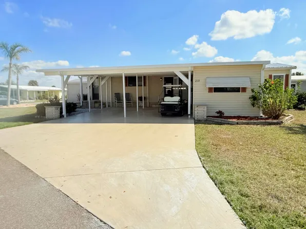 210 Castle Dr #210, Nokomis, FL 34275