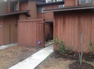 908 SW 57th Dr, Gainesville, FL 32607