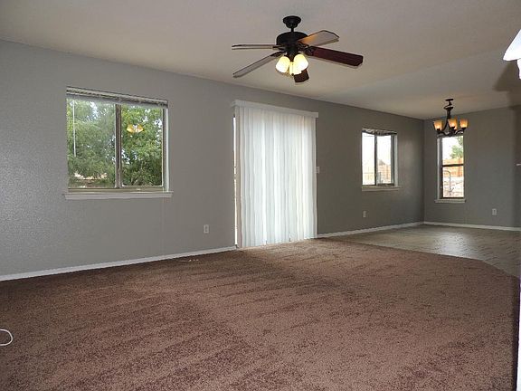 3rd image of 3977 Tierra Sur Pl