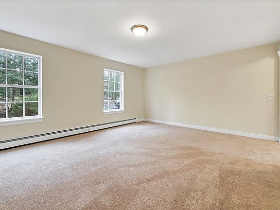 4th image of 196 N Fostertown Dr APT 2