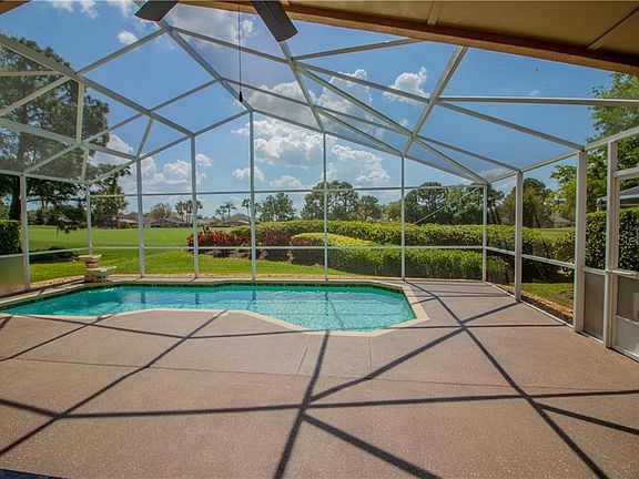 4th image of 2121 Mallory Cir