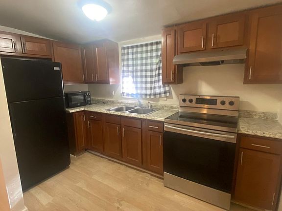 2nd image of 6227 Pinelock Dr #2