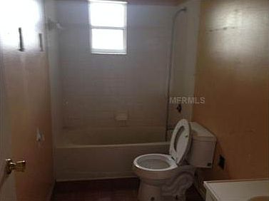 4th image of 2732 E Dellwood Dr