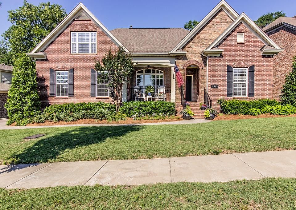 1st image of 8347 Parkfield Dr