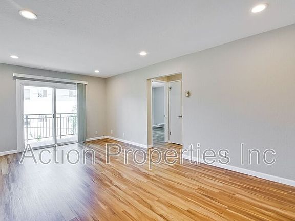 4th image of 445 Carneros Ave APT 2