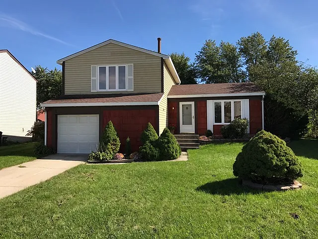20563 S Frankfort Square Rd photo 1