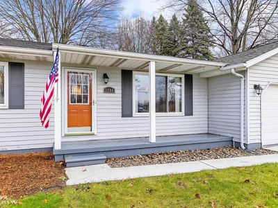 3280 Ravenswood Rd, Port Huron, MI, 48060
