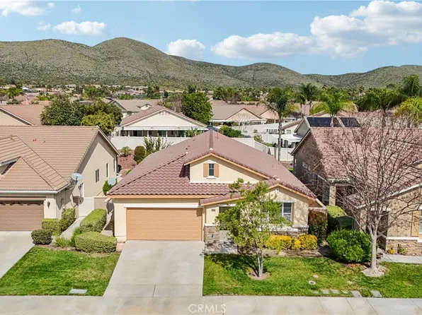 28356 Long Meadow Dr, Menifee, CA 92584
