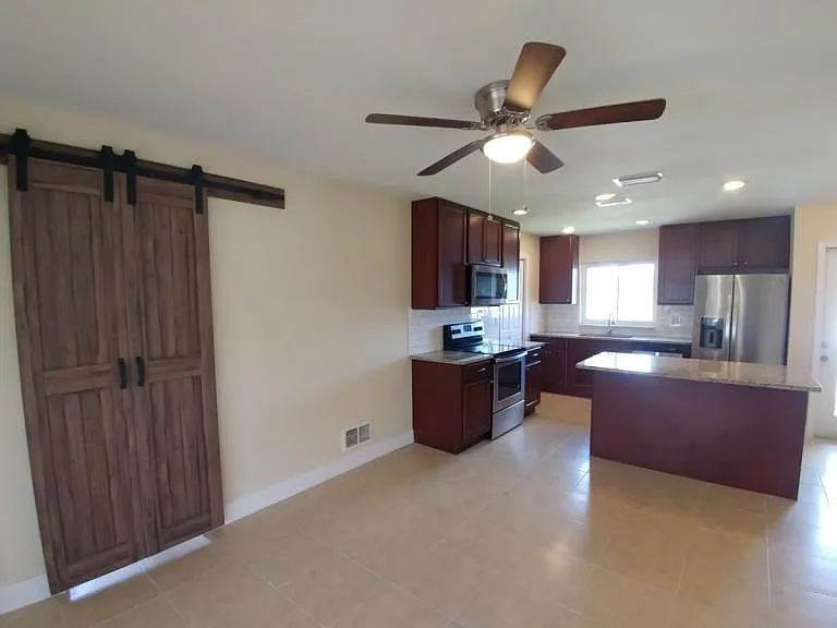 5990 Talbrook Rd — Photo 5